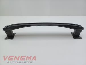 Gebruikte Bumperframe achter Volkswagen Golf Sportsvan (AUVS) 1.2 TSI 16V BlueMOTION Prijs € 49,99 Margeregeling aangeboden door Venema Autoparts