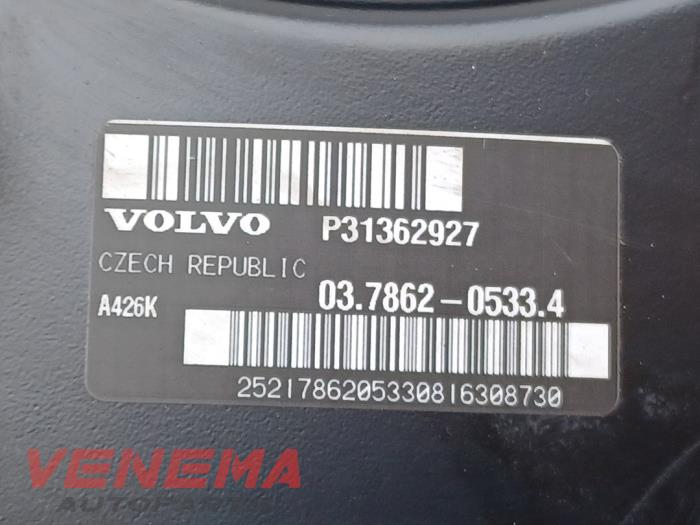 Rembekrachtiger van een Volvo V40 (MV) 2.0 D2 16V 2016