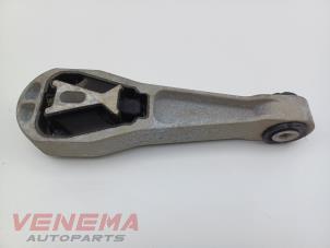 Gebruikte Motorrubber Volvo V40 (MV) 2.0 D2 16V Prijs € 19,99 Margeregeling aangeboden door Venema Autoparts