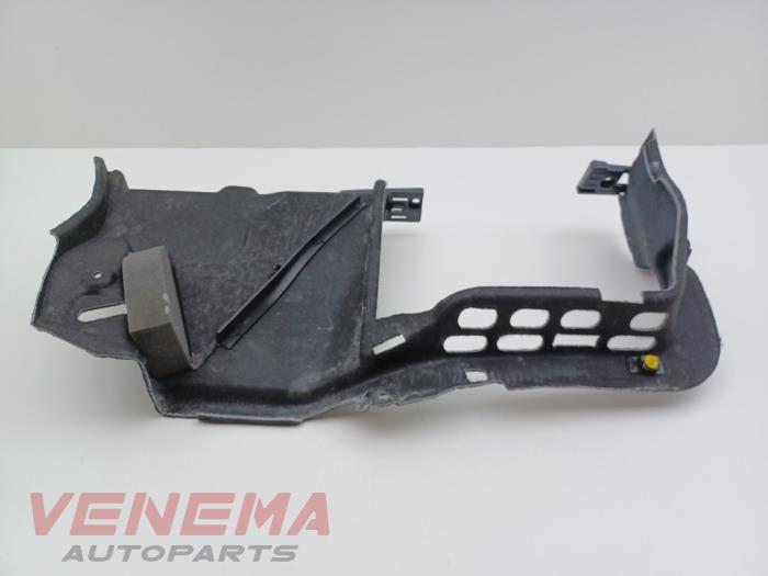 Kofferbakbekleding rechts van een BMW 4 serie Gran Coupe (F36) 420i 2.0 TwinPower Turbo 16V 2017