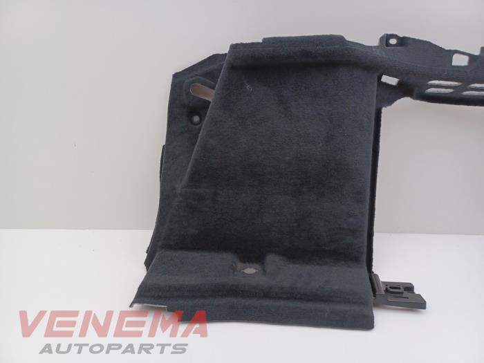 Kofferbakbekleding rechts van een BMW 4 serie Gran Coupe (F36) 420i 2.0 TwinPower Turbo 16V 2017