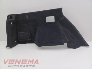 Gebruikte Kofferbakbekleding links Mercedes GLE (W166) 350d 3.0 V6 24V BlueTEC 4-Matic Prijs € 149,99 Margeregeling aangeboden door Venema Autoparts