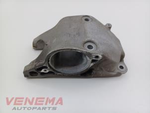 Gebruikte Motorrubber Mercedes A (W176) 1.6 A-180 16V Prijs € 74,99 Margeregeling aangeboden door Venema Autoparts