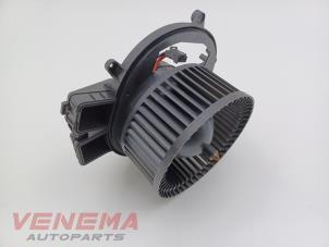 Gebruikte Kachel Ventilatiemotor Mercedes GLE (W166) 350d 3.0 V6 24V BlueTEC 4-Matic Prijs € 59,99 Margeregeling aangeboden door Venema Autoparts