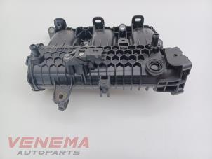 Gebruikte Spruitstuk Inlaat Peugeot 308 (L3/L8/LB/LH/LP) 1.2 12V e-THP PureTech 130 Prijs € 29,99 Margeregeling aangeboden door Venema Autoparts