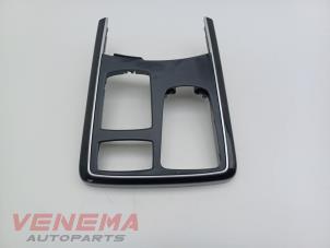 Gebruikte Afdekplaat diversen Mercedes GLE (W166) 350d 3.0 V6 24V BlueTEC 4-Matic Prijs € 34,99 Margeregeling aangeboden door Venema Autoparts