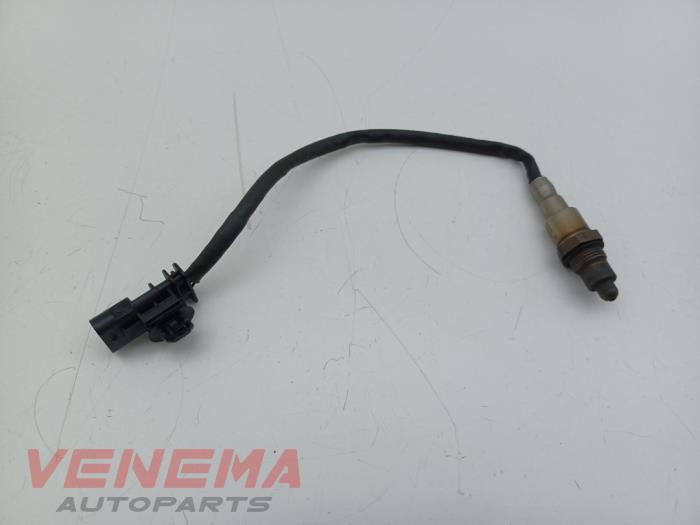 Gebruikte Lambda Sonde Peugeot 208 II (UB/UH/UP) 1.2 Vti 12V PureTech 75 Prijs € 29,99 Margeregeling aangeboden door Venema Autoparts