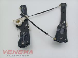 Gebruikte Ruitmechaniek 4Deurs rechts-voor BMW X1 (E84) sDrive 20d 2.0 16V Prijs € 24,99 Margeregeling aangeboden door Venema Autoparts