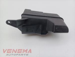 Gebruikte Luchtfilterhuis BMW 5 serie (E39) 520i 24V Prijs € 34,99 Margeregeling aangeboden door Venema Autoparts