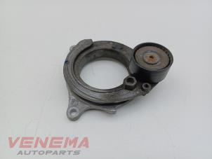 Gebruikte Spanrol Multiriem BMW 4 serie Gran Coupe (F36) 420i 2.0 TwinPower Turbo 16V Prijs € 49,99 Margeregeling aangeboden door Venema Autoparts