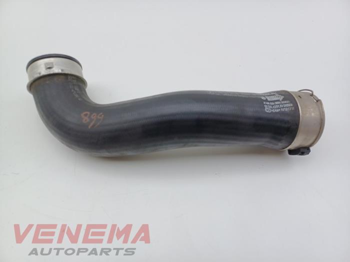 Intercooler Slang van een Mercedes-Benz GLE (W166) 350d 3.0 V6 24V BlueTEC 4-Matic 2017