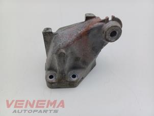 Gebruikte Motorsteun Mercedes GLE (W166) 350d 3.0 V6 24V BlueTEC 4-Matic Prijs € 29,99 Margeregeling aangeboden door Venema Autoparts