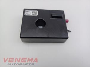 Gebruikte Antenne Mini Mini (F56) 2.0 16V Cooper S Prijs € 14,99 Margeregeling aangeboden door Venema Autoparts