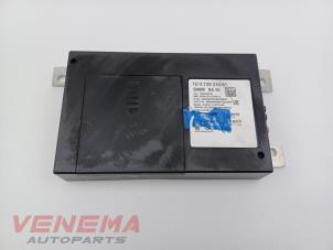 Gebruikte Telefoon Module Mini Mini (F56) 2.0 16V Cooper S Prijs € 99,99 Margeregeling aangeboden door Venema Autoparts