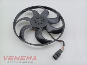 Gebruikte Koelvin Mini Mini (F56) 2.0 16V Cooper S Prijs € 199,99 Margeregeling aangeboden door Venema Autoparts