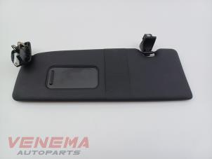 Gebruikte Zonneklep BMW 1 serie (F21) 120i 2.0 16V Prijs € 29,99 Margeregeling aangeboden door Venema Autoparts