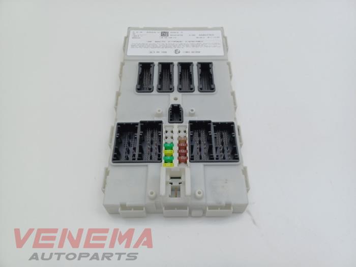 Gebruikte Bodycontrol Module BMW 1 serie (F21) 120i 2.0 16V Prijs € 124,99 Margeregeling aangeboden door Venema Autoparts