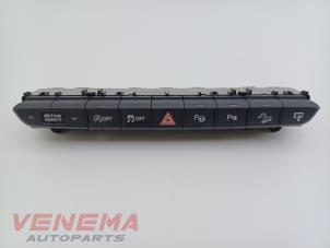 Gebruikte Schakelaar (diversen) Audi Q7 (4MB/4MG) 3.0 TDI V6 24V Prijs € 69,99 Margeregeling aangeboden door Venema Autoparts