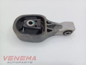 Gebruikte Motorsteun Peugeot 208 II (UB/UH/UP) 1.2 Vti 12V PureTech 75 Prijs € 29,99 Margeregeling aangeboden door Venema Autoparts