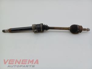 Gebruikte Cardanas rechts-voor (VWA) Mini Mini (R56) 1.6 16V Cooper Prijs € 29,99 Margeregeling aangeboden door Venema Autoparts