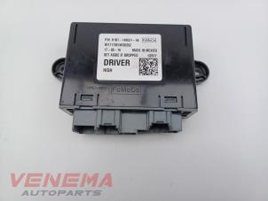 Gebruikte Module Centrale Deurvergrendeling Ford Fiesta 7 1.0 EcoBoost 12V 100 Prijs € 24,99 Margeregeling aangeboden door Venema Autoparts