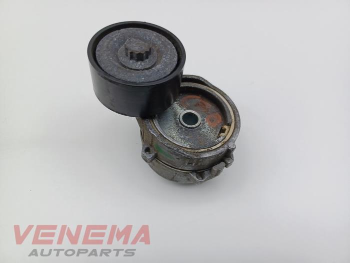 Gebruikte Spanrol Multiriem Peugeot 3008 II (M4/MC/MJ/MR) 1.2 12V e-THP PureTech 130 Prijs € 19,99 Margeregeling aangeboden door Venema Autoparts