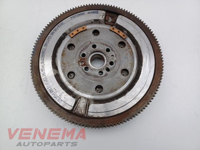 Gebruikte Dubbele massa vliegwiel Peugeot 3008 II (M4/MC/MJ/MR) 1.2 12V e-THP PureTech 130 Prijs € 174,99 Margeregeling aangeboden door Venema Autoparts