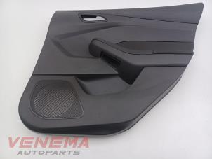 Gebruikte Deurbekleding 4Deurs rechts-achter Ford Focus 3 Wagon 1.0 Ti-VCT EcoBoost 12V 125 Prijs € 39,99 Margeregeling aangeboden door Venema Autoparts