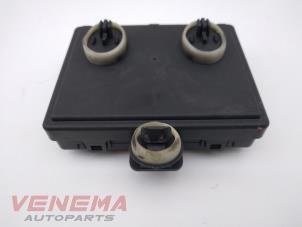 Gebruikte Centrale Deurvergrendelings Module Volkswagen Golf VIII (CD1) 1.0 eTSI 12V Prijs € 34,99 Margeregeling aangeboden door Venema Autoparts