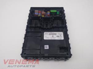 Gebruikte Computer Body Control Ford Fiesta 7 1.0 EcoBoost 12V 100 Prijs € 59,99 Margeregeling aangeboden door Venema Autoparts