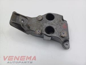 Gebruikte Motorsteun BMW X5 (F15) xDrive 40e PHEV 2.0 Prijs € 29,99 Margeregeling aangeboden door Venema Autoparts