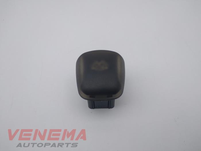 Gebruikte Sensor Temperatuur binnen Ford Focus 3 ST 2.0 ST EcoBoost 16V Prijs € 9,99 Margeregeling aangeboden door Venema Autoparts