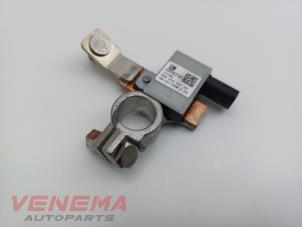 Gebruikte Accu sensor Opel Astra K Sports Tourer 1.6 BiTurbo CDTI 16V Prijs € 19,99 Margeregeling aangeboden door Venema Autoparts