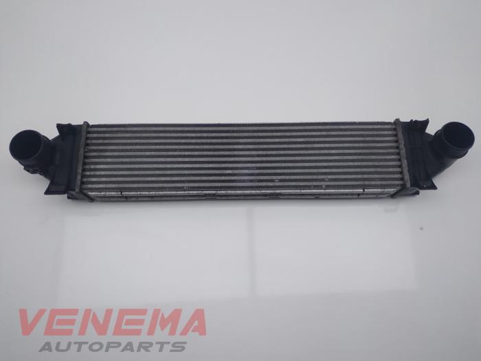 Gebruikte Intercooler Ford Focus 3 ST 2.0 ST EcoBoost 16V Prijs € 69,99 Margeregeling aangeboden door Venema Autoparts