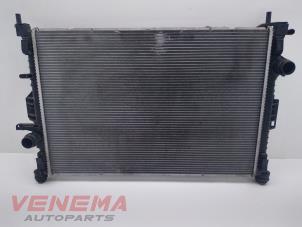 Gebruikte Radiateur Ford Focus 3 ST 2.0 ST EcoBoost 16V Prijs € 59,99 Margeregeling aangeboden door Venema Autoparts