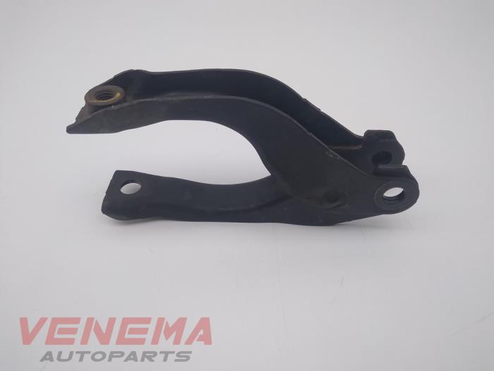 Gebruikte Motorrubber Opel Astra K Sports Tourer 1.6 BiTurbo CDTI 16V Prijs € 19,99 Margeregeling aangeboden door Venema Autoparts