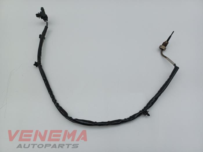 Gebruikte Uitlaat temperatuursensor Opel Astra K Sports Tourer 1.6 BiTurbo CDTI 16V Prijs € 49,99 Margeregeling aangeboden door Venema Autoparts