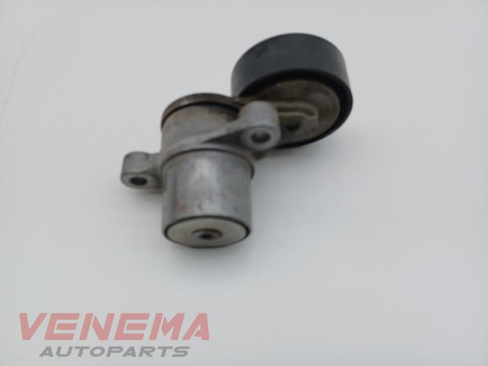 Gebruikte Spanrol Multiriem Ford Fiesta 7 1.0 EcoBoost 12V 100 Prijs € 24,99 Margeregeling aangeboden door Venema Autoparts