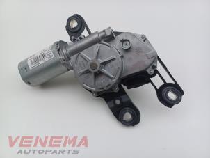 Gebruikte Ruitenwissermotor achter Volkswagen T-Roc I 1.5 TSI Evo BMT 16V Prijs € 9,99 Margeregeling aangeboden door Venema Autoparts
