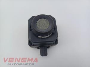 Gebruikte Camera voorzijde BMW 5 serie (F10) 550i V8 32V TwinPower Turbo Prijs € 349,99 Margeregeling aangeboden door Venema Autoparts