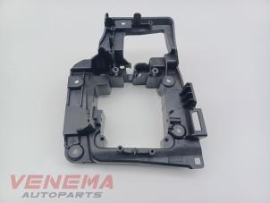 Gebruikte Steun (diversen) BMW 5 serie (F10) 550i V8 32V TwinPower Turbo Prijs € 14,99 Margeregeling aangeboden door Venema Autoparts