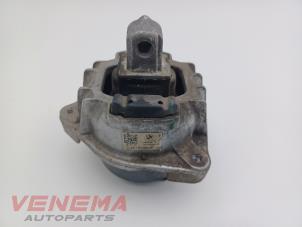 Gebruikte Motorrubber BMW 5 serie (F10) 550i V8 32V TwinPower Turbo Prijs € 29,99 Margeregeling aangeboden door Venema Autoparts