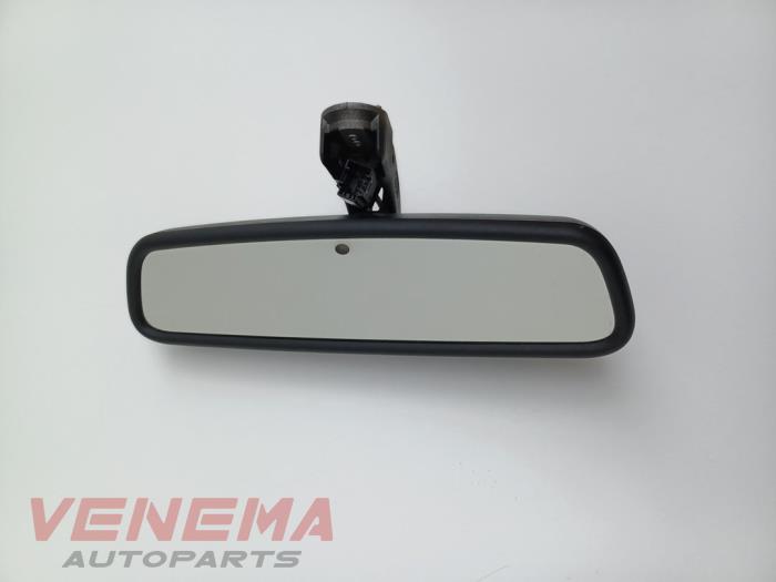 Gebruikte Spiegel binnen BMW 5 serie (F10) 550i V8 32V TwinPower Turbo Prijs € 99,99 Margeregeling aangeboden door Venema Autoparts