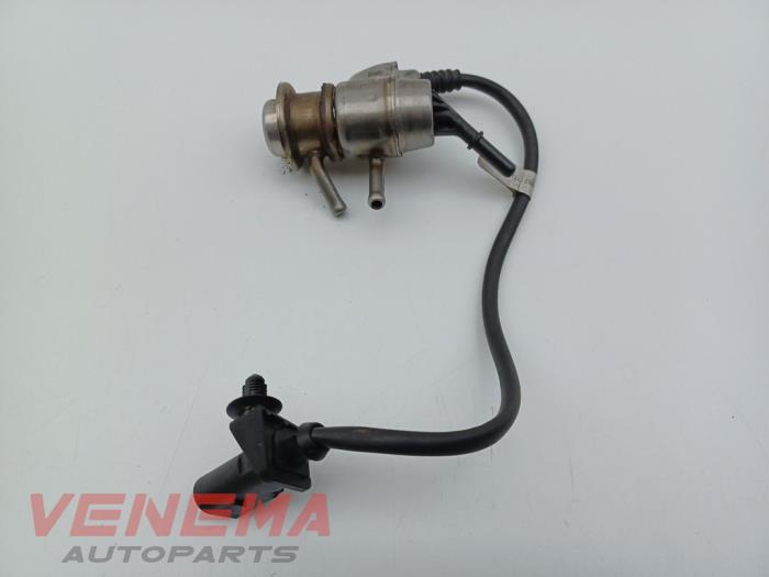 Gebruikte Adblue injector Audi Q7 (4MB/4MG) 3.0 TDI V6 24V Prijs € 174,99 Margeregeling aangeboden door Venema Autoparts