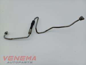 Gebruikte Oliedruk Leiding BMW 5 serie (F10) 550i V8 32V TwinPower Turbo Prijs € 49,99 Margeregeling aangeboden door Venema Autoparts