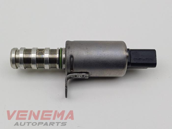 Gebruikte Nokkenas Sensor Peugeot 208 I (CA/CC/CK/CL) 1.2 12V e-THP PureTech 110 Prijs € 24,99 Margeregeling aangeboden door Venema Autoparts