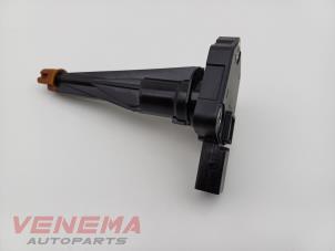 Gebruikte Olie niveau sensor BMW 4 serie Gran Coupe (F36) 420i 2.0 TwinPower Turbo 16V Prijs € 79,99 Margeregeling aangeboden door Venema Autoparts