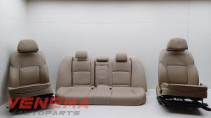 Gebruikte Interieur Bekledingsset BMW 5 serie (F10) 550i V8 32V TwinPower Turbo Prijs € 299,99 Margeregeling aangeboden door Venema Autoparts