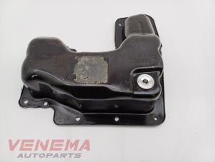 Gebruikte Carterpan Peugeot 208 I (CA/CC/CK/CL) 1.2 12V e-THP PureTech 110 Prijs € 39,99 Margeregeling aangeboden door Venema Autoparts