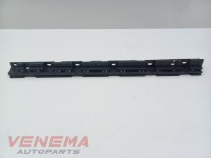 Gebruikte Steun (diversen) BMW 5 serie (F10) 550i V8 32V TwinPower Turbo Prijs € 24,99 Margeregeling aangeboden door Venema Autoparts